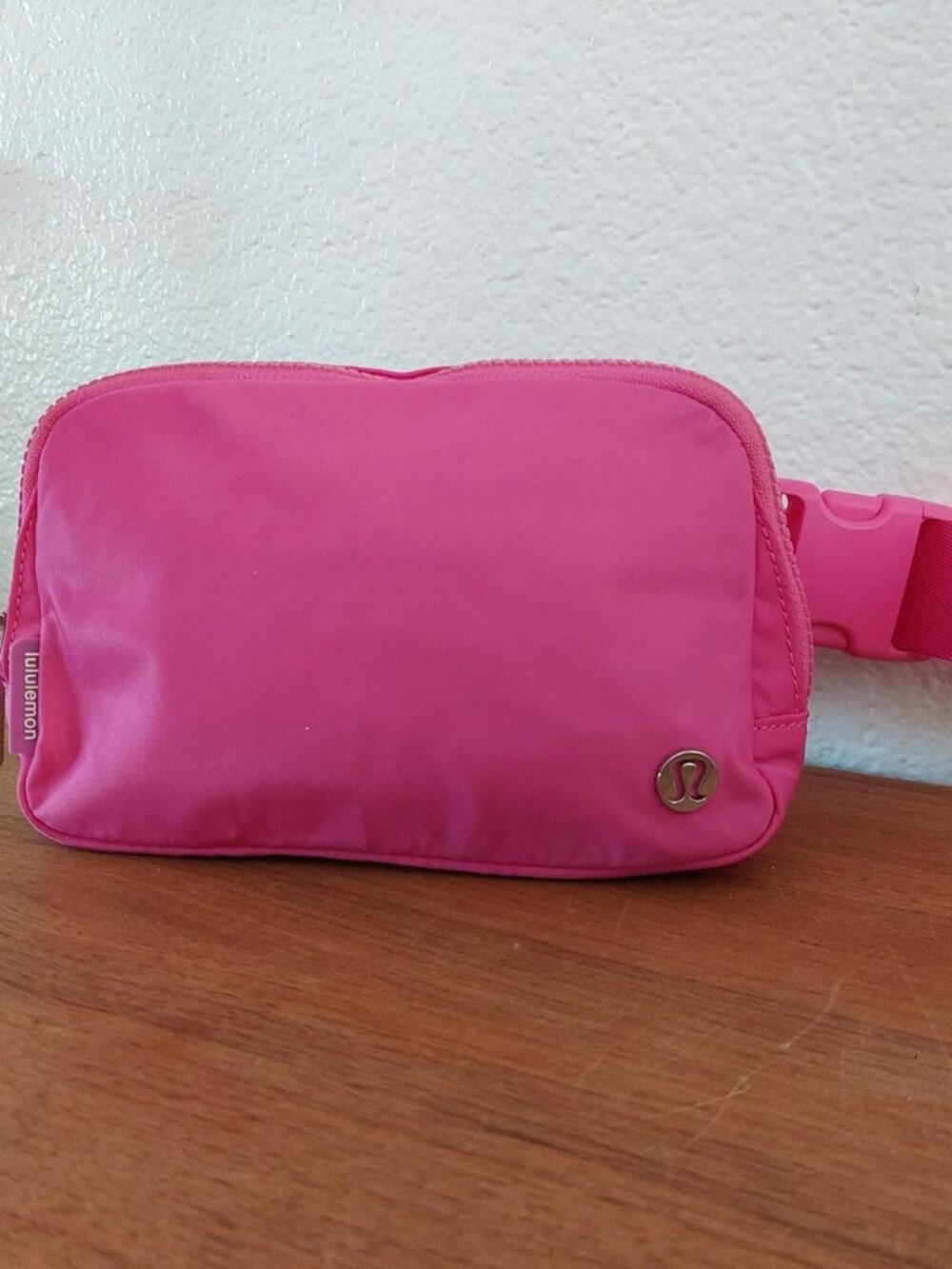 Lululemon Everywhere Belt Bag 1L Sonic Pink Fanny Pack Crossbody - Excellent
